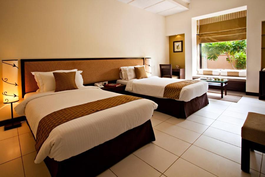 Lemon Tree Hotel, Tarudhan Valley, Manesar Gurgaon Ngoại thất bức ảnh