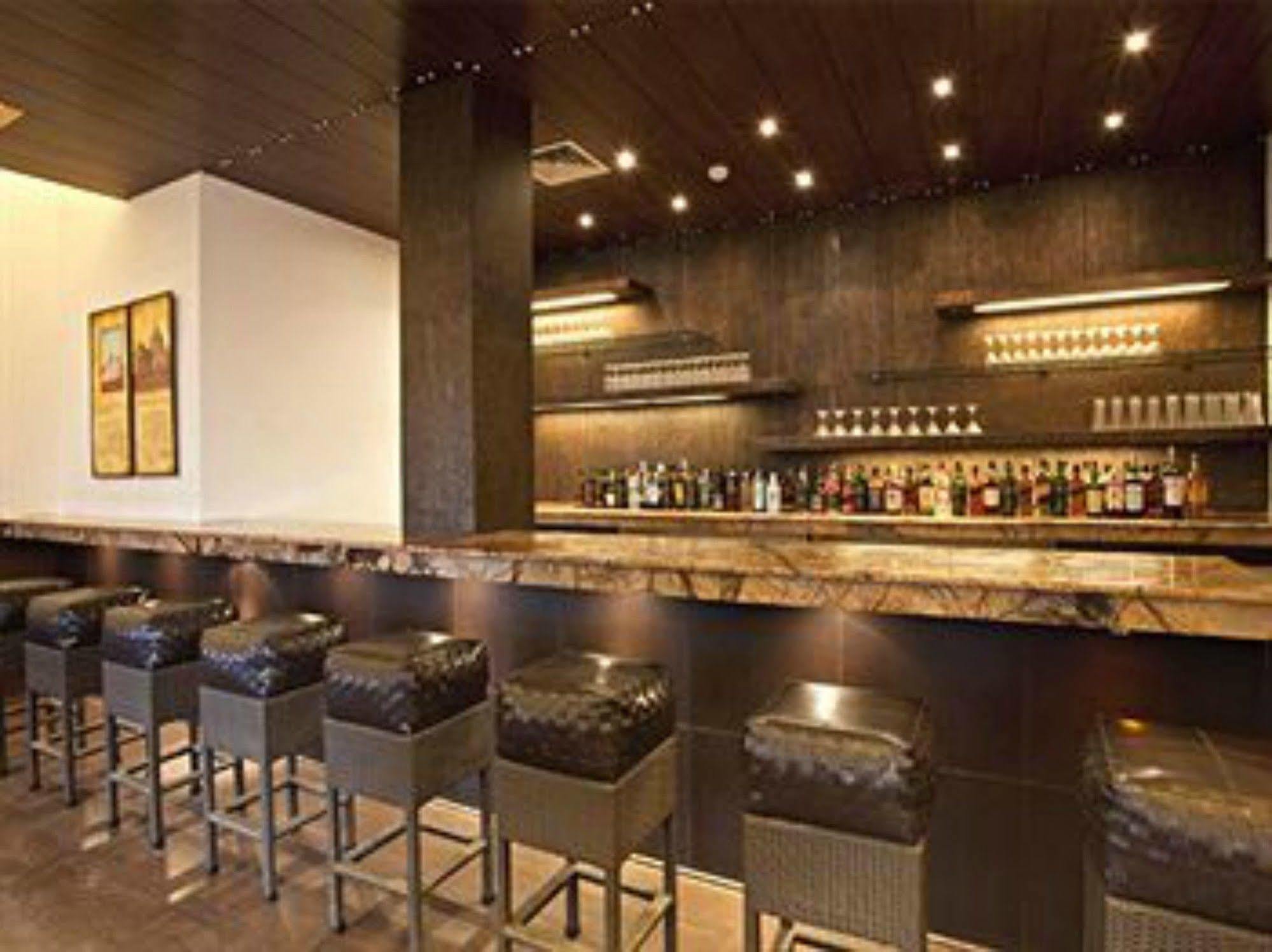 Lemon Tree Hotel, Tarudhan Valley, Manesar Gurgaon Ngoại thất bức ảnh